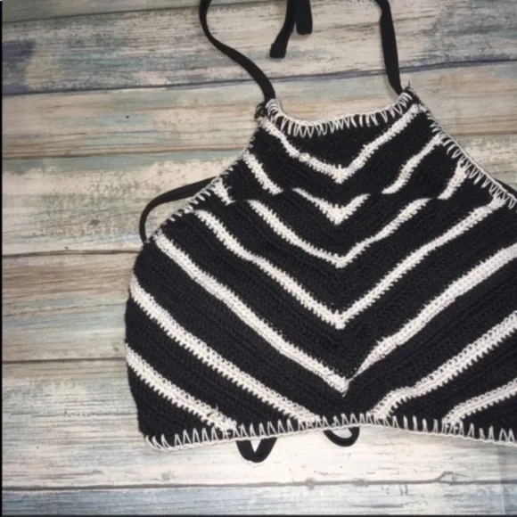 Xhilaration Black & White Striped Bikini Top - Picture 3 of 5